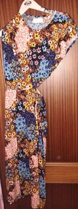 Vestido novo  á 10€