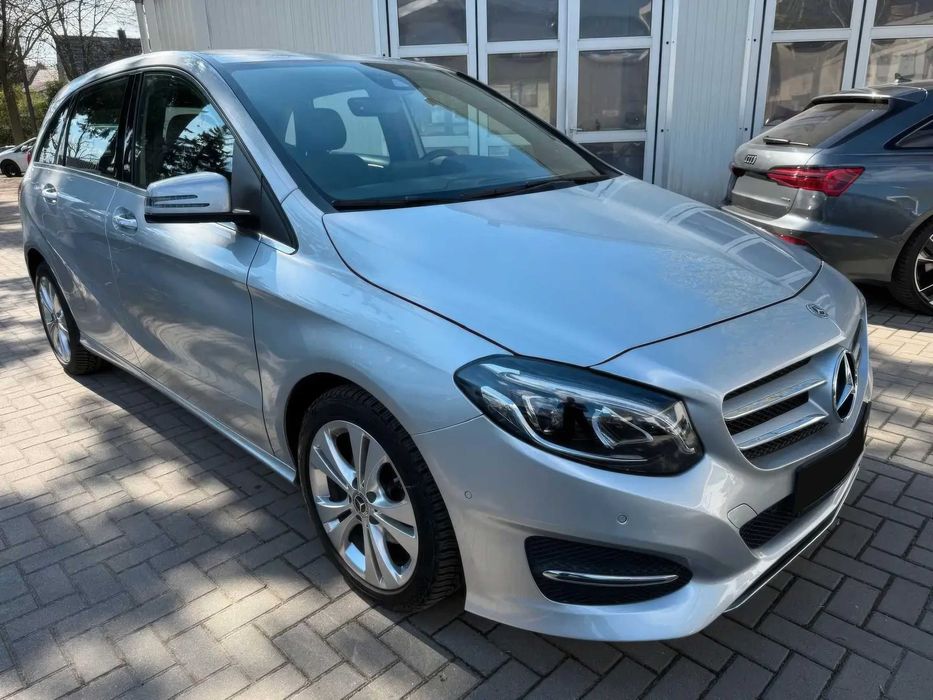Mercedes-Benz B200      2018
