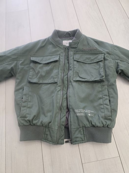 Куртка дитячв 128   Reserved