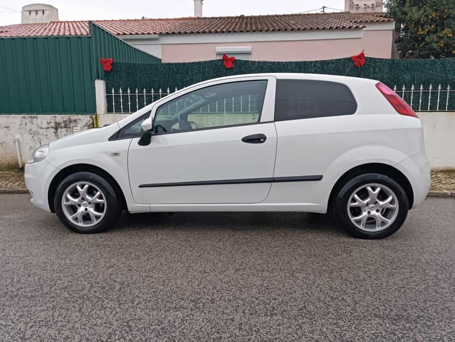 Fiat Grande Punto 1.3 D MULTIJET (super estimado ) 2 lugares de 2011