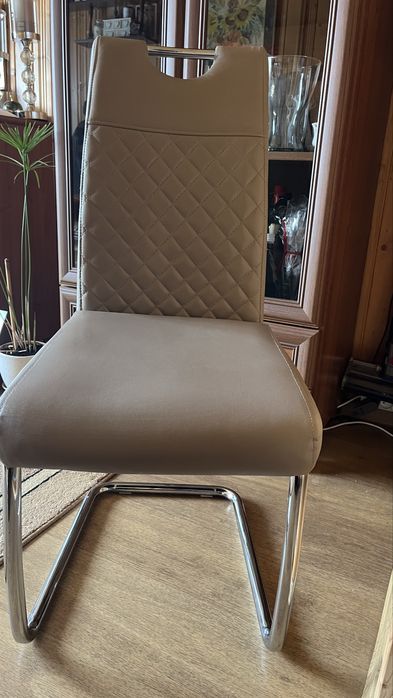 4 Krzesła eko skorka