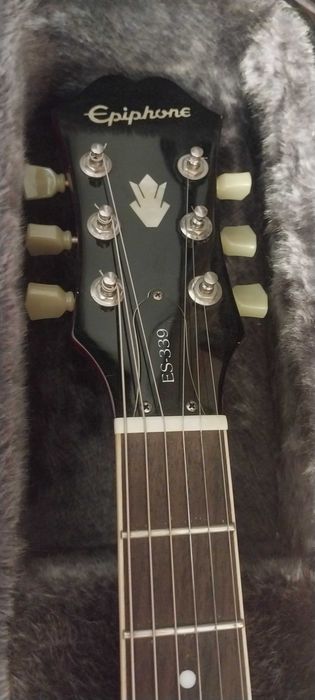 Guitarra Epiphone ES-339 PRO Cherry + Hard Case - (Split Coil)