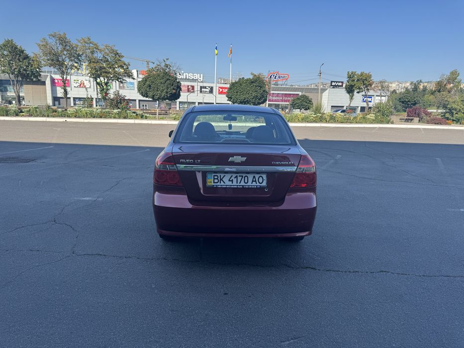 Продам Chevrolet Aveo LT