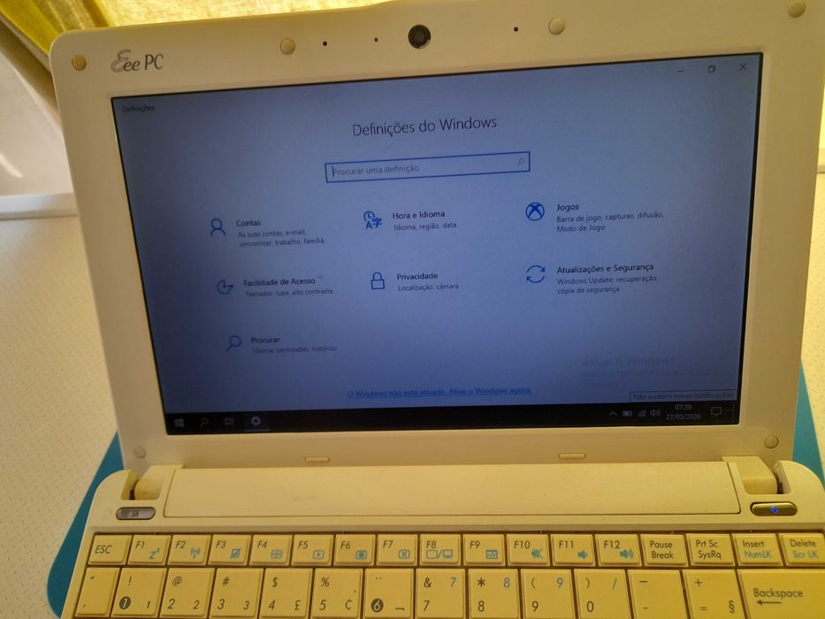 portatil muito bonito para estudar ou trabalhar, como novo.