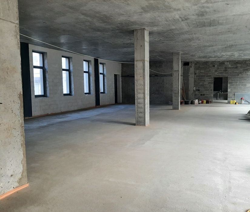 Сдам Помещение, 1й этаж, Центр, Витринные окна