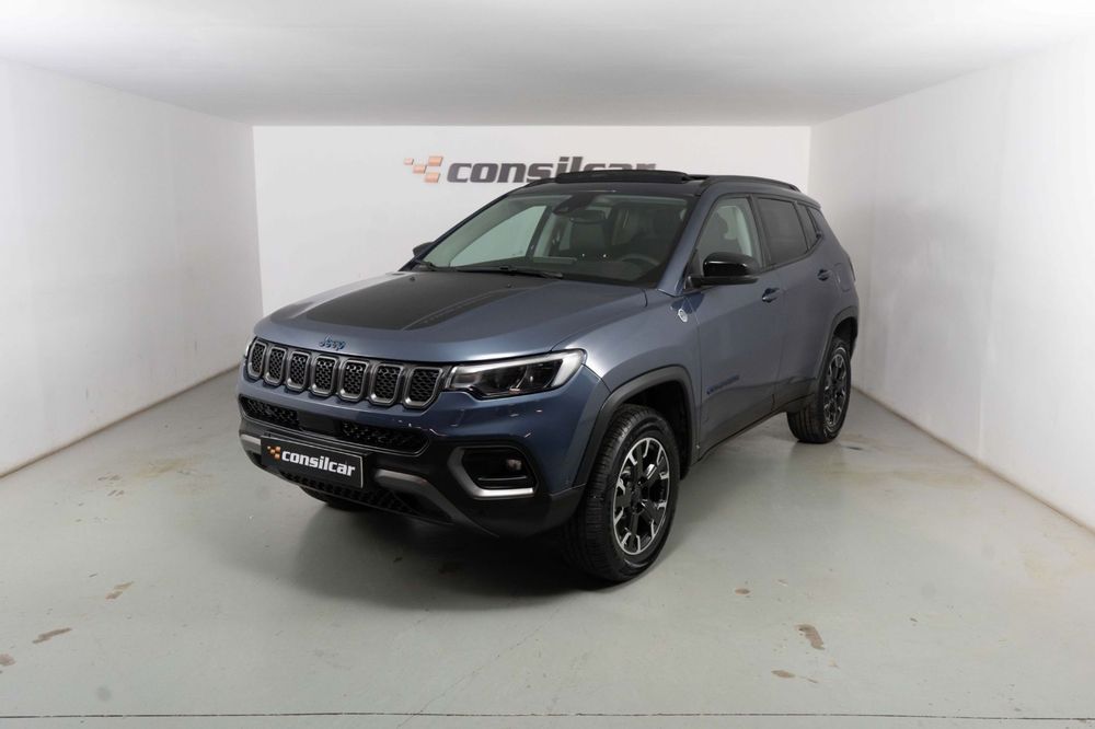 Jeep Compass 1.3 TG Trailhawk