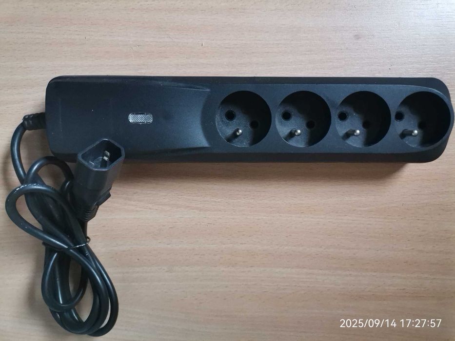 UPS Listwa zasilająca  wtyk C14