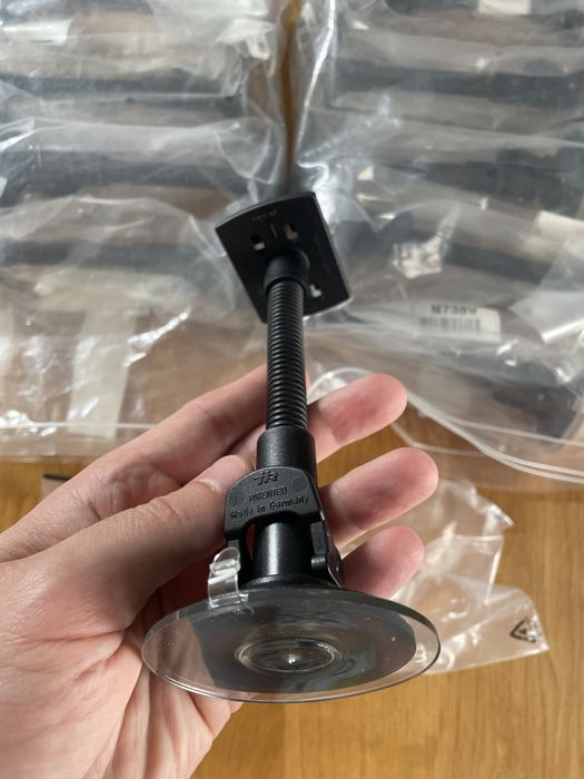 Przyssawka do nawigacji gps ramię wysięgnik