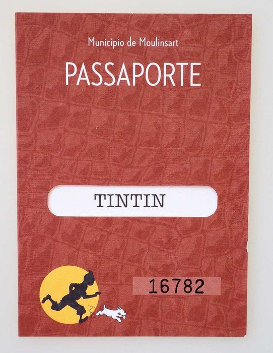 Estatueta de Tintin + Respetivo Livro e Passaporte