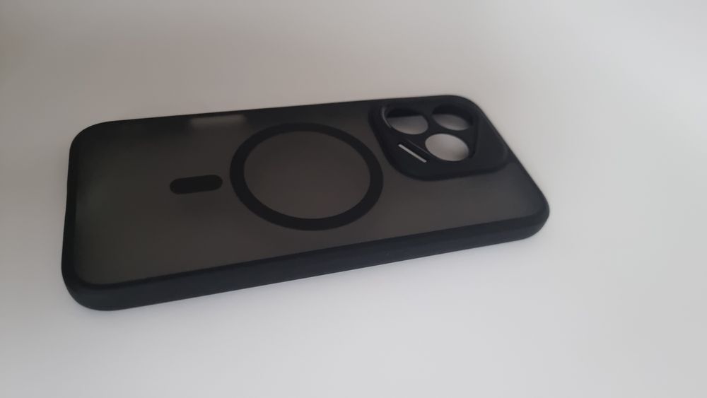 Magnetyczne etui ochronne w kolorze czarnym do Honor 400 Lite 6,7