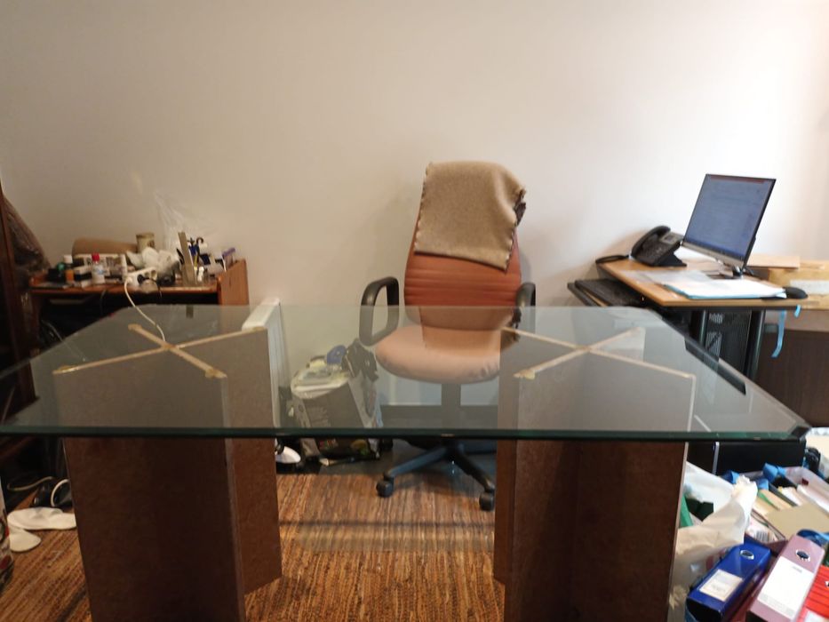 Secretária mármore e vidro