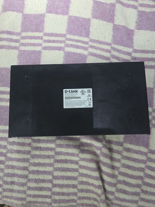 Продам D-LINK 1016D