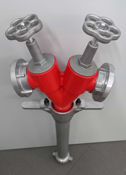 Stojak hydrantowy - hydrant nadziemny 2x75