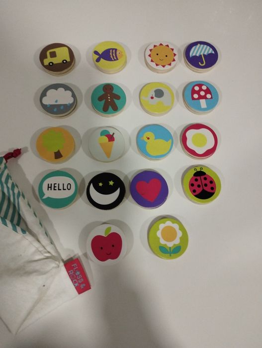 Jogo de memória com 36 peças, em madeira