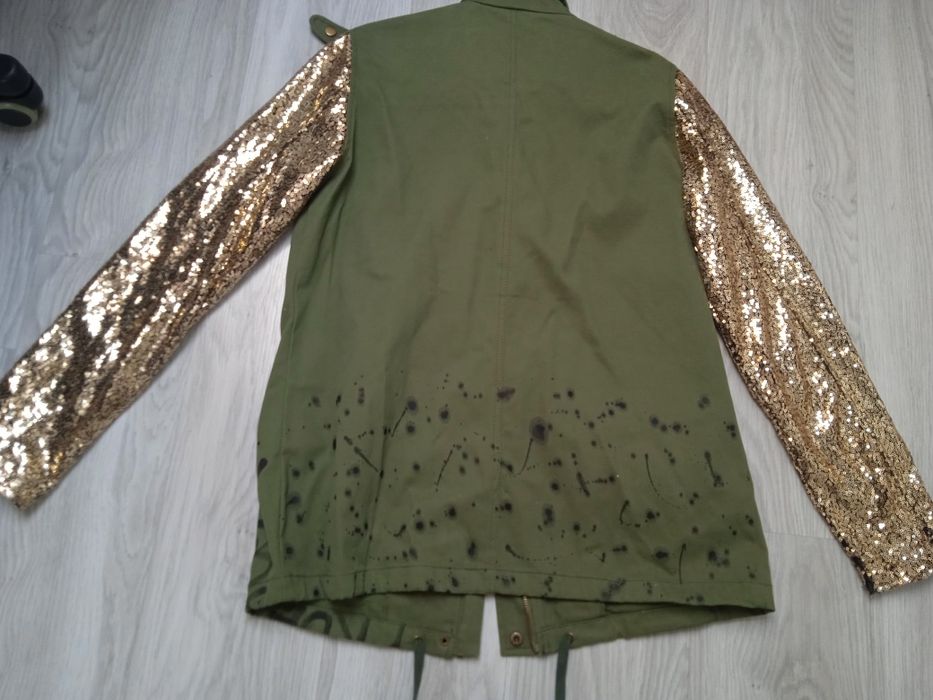 Kurtka damska letnia khaki cekiny print biały piękna