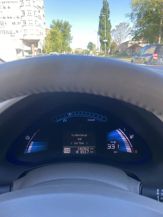 Продам Leaf 2013 52kWt  чистий японець