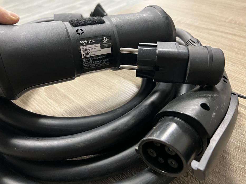 Зарядний пристрій Polestar/Volvo - Type 1 для авто з СШA (40A|9,6 кВт)