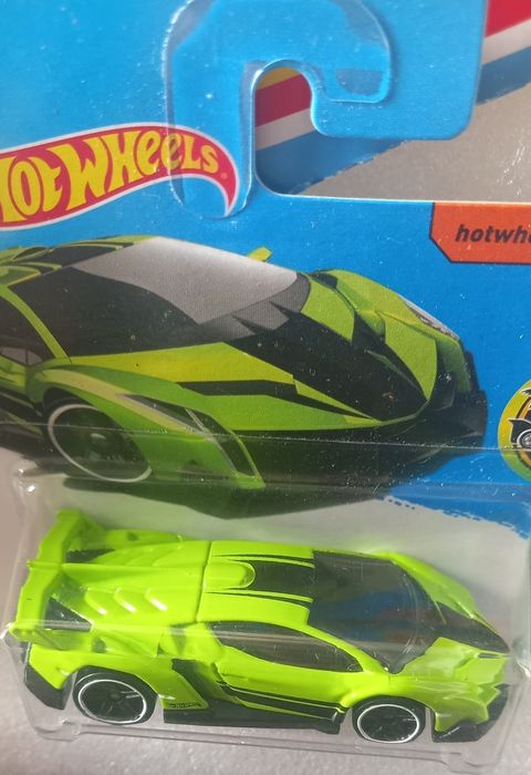 Lamborguini Veneno Hot Wheels