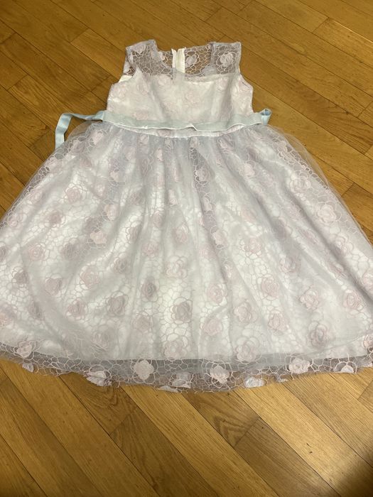 Нарядное детское платье