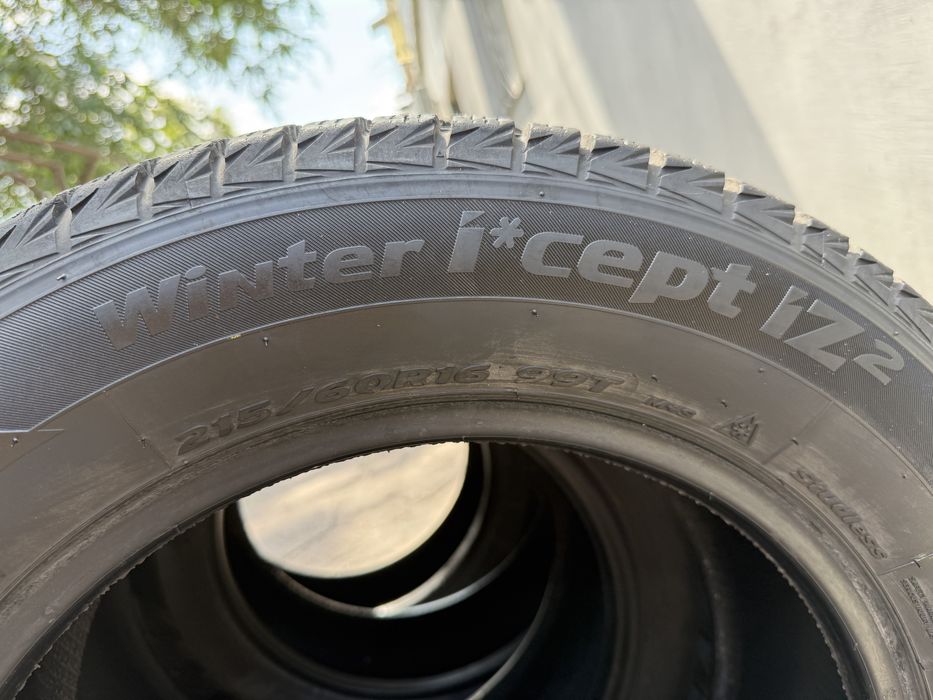 Hankook Winter i*cept iZ2 215/60 R16 99T | цена за Комплект 4 шт | 2020 год