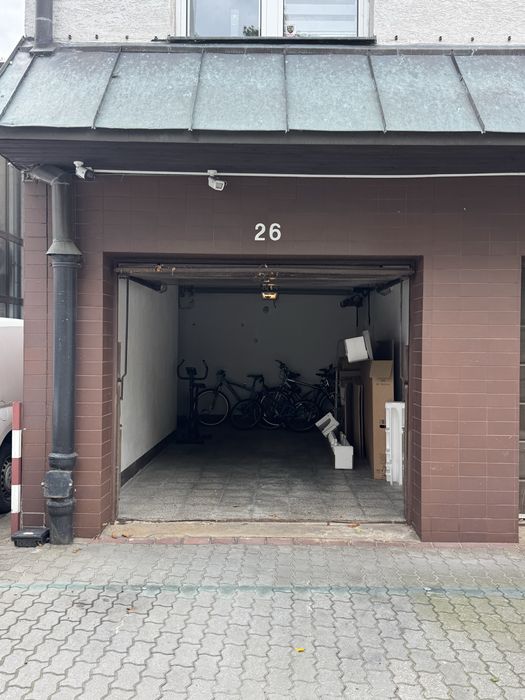 Wynajmę 2 miejsca parkingowe