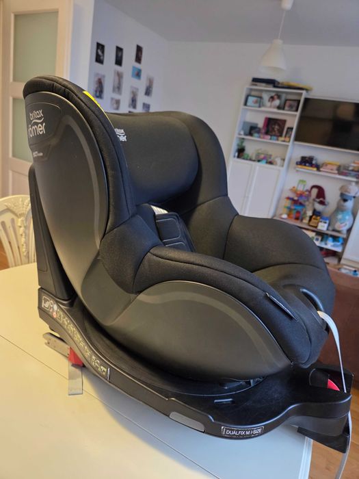 Fotelik Britax Rőmer Dualfix M