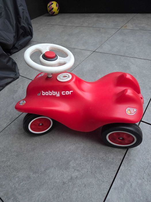 Zabawka boby car