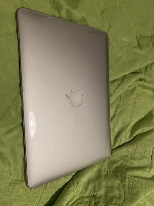MacBook Air 13.3” 2017 - i5 / 8GB RAM / 1TB NVMe / Bateria nova64739778725123124