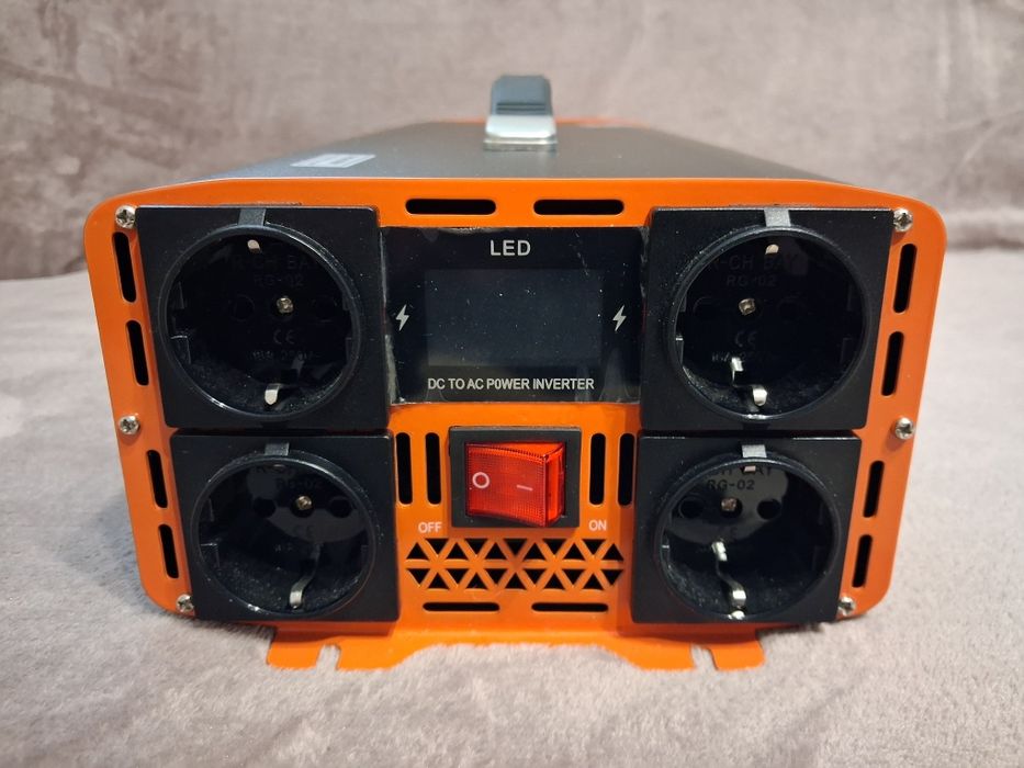 Потужний інвертор 12в. 3500 ватт.