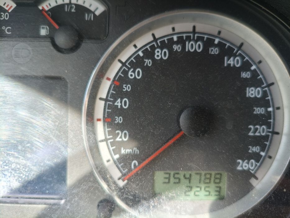 Volkswagen Bora 2004р. 1.9 TDI