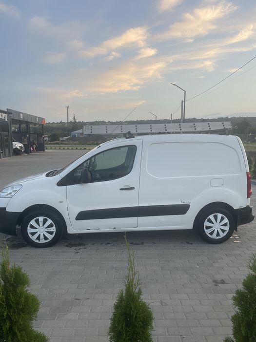 PEUGEOT partner 2012