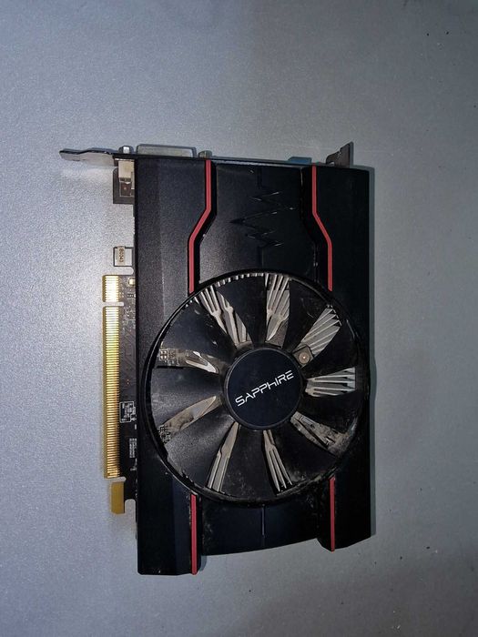 Видеокарта SAPPHIRE PULSE Radeon RX 550 4GB GDDR5