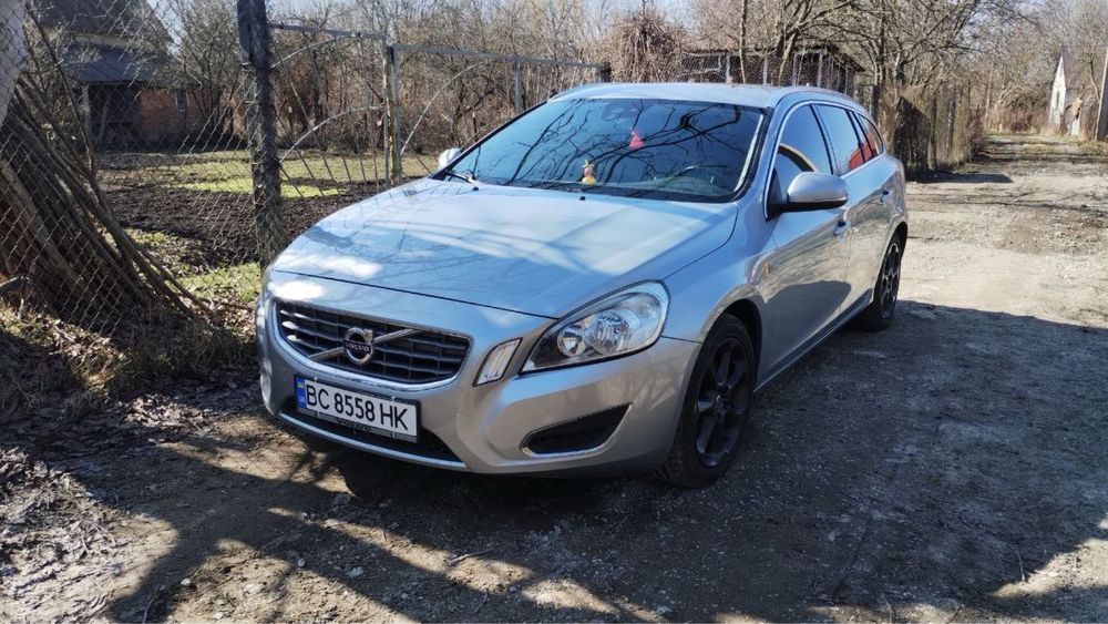 Volvo V60 2012 1.6D MT