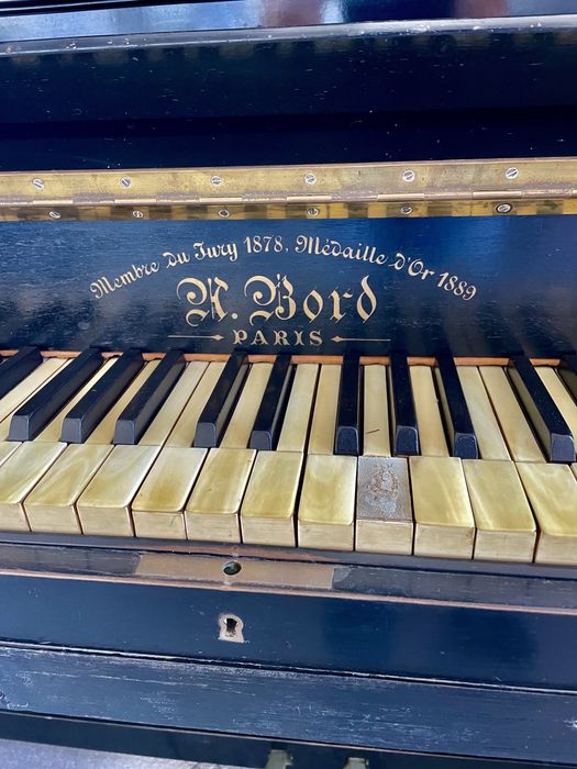 Piano Antigo A.BORD Paris