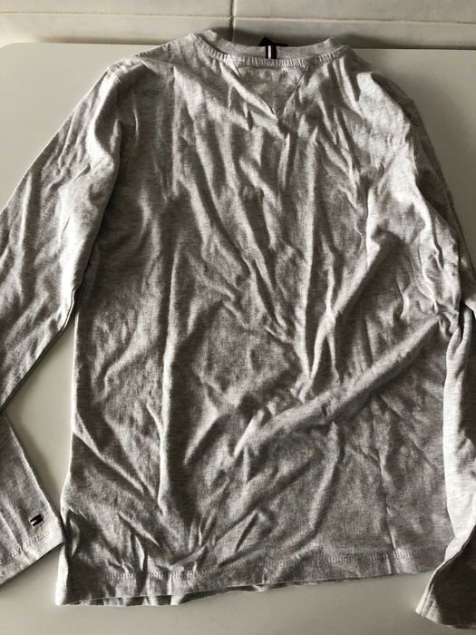 Novo - Camisola - Tommy Hilfiger - 16 anos
