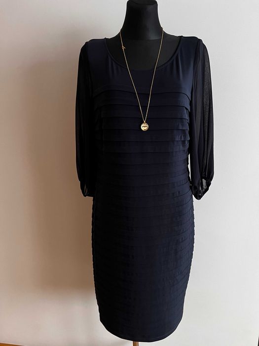 Vera Mont bardzo elegancka sukienka wizytowa granat r.40