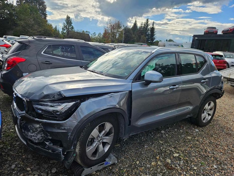 Volvo Xc 40 Automat 2.0 Benzyna 4X4 Francja Uszkodzony