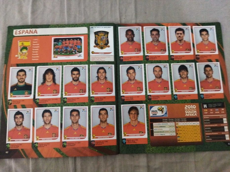 Raridade Completa: Álbum Copa do Mundo 2010 – Completo e em Bom Estado