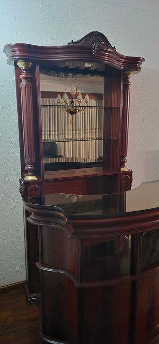 Bar em madeira antigo