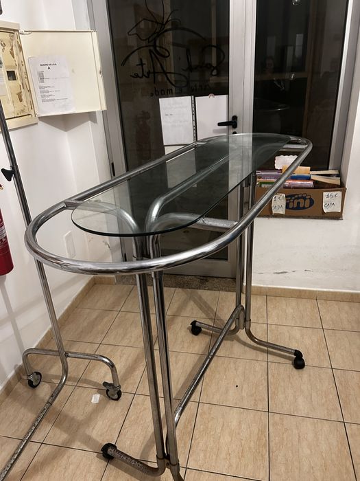 Expositor com prateleira em vidro- Usado