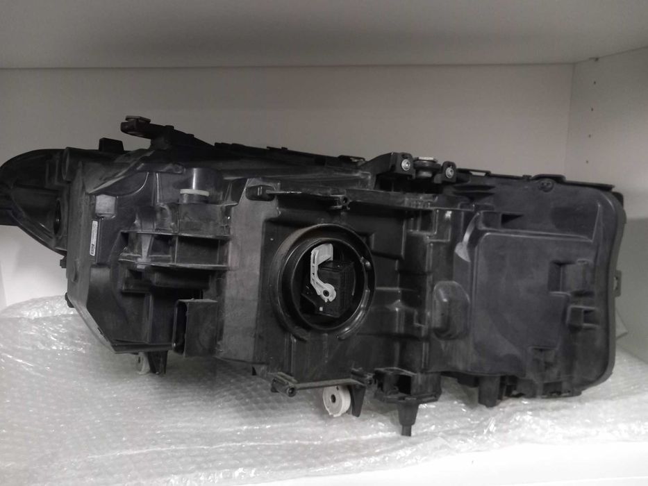 BMW Serie G30/31 farol direito/esquerdo