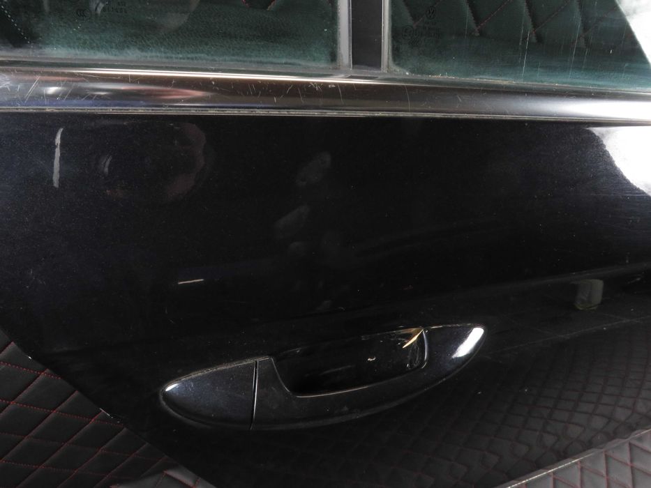 VW PASSAT B7 Drzwi PRAWE Tylne Tył Kompletne
