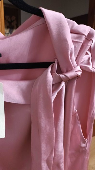 Blusa com laçada