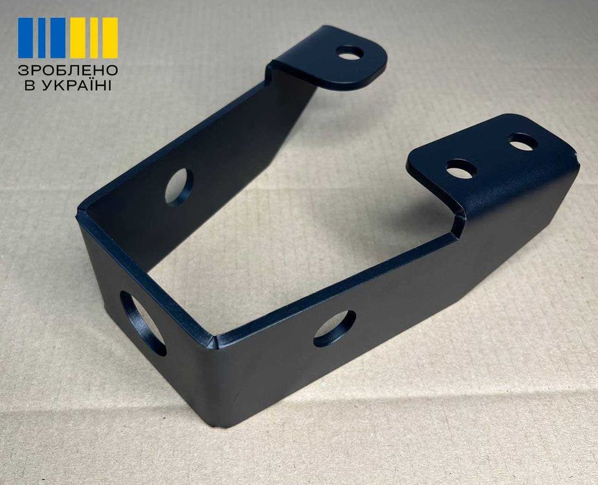 Кронштейн подвески раздаточной коробки (правый передний) для КамАЗ 4310-1801012