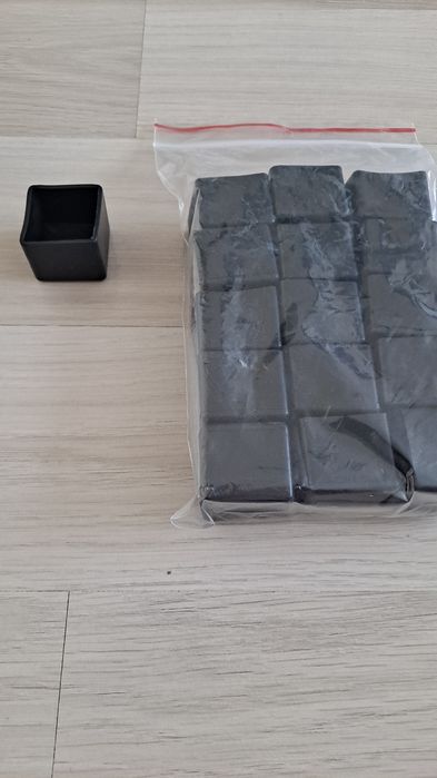 Sprzedam podkładki pod nogi krzesła