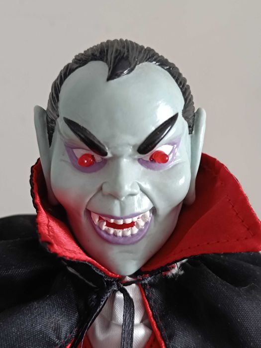 Vampiro antigo eletrónico com luz e som na caixa