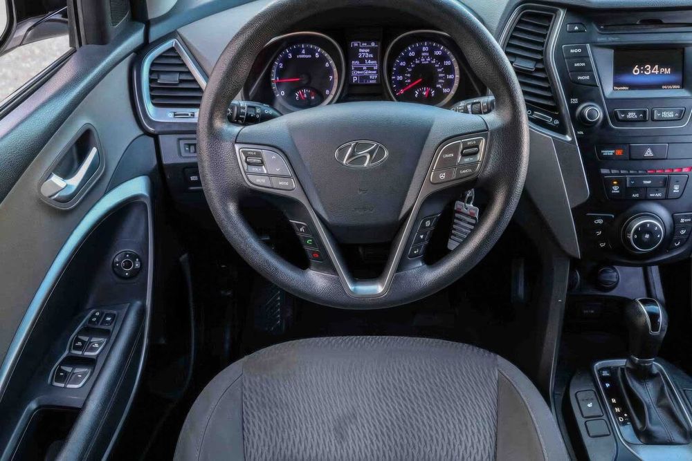 Hyundai SANTA FE      2015