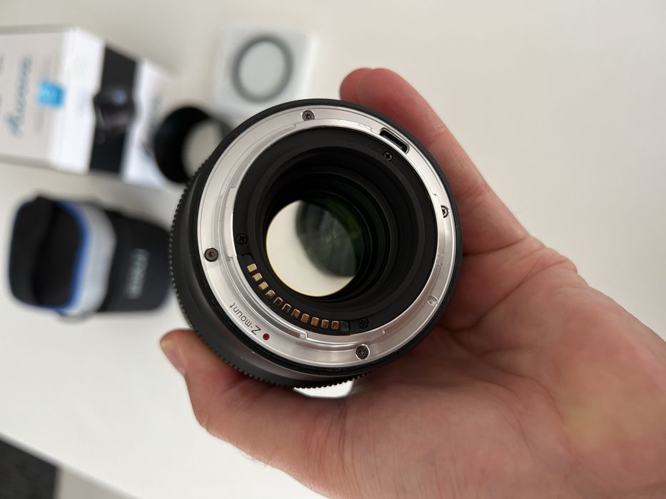 Objectiva Sirui Aurora 85mm 1.4 Z