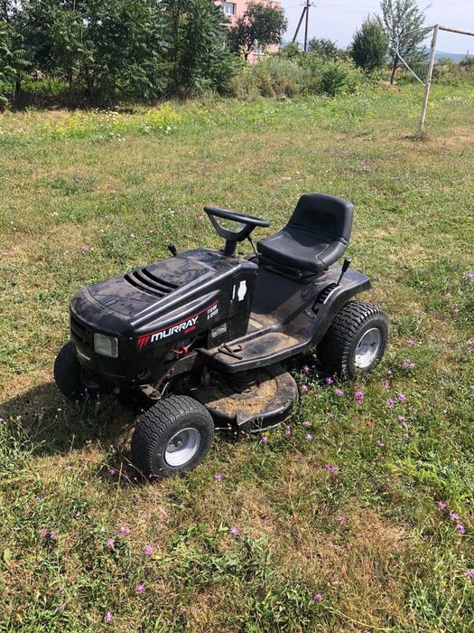 Трактор для  косіння трави