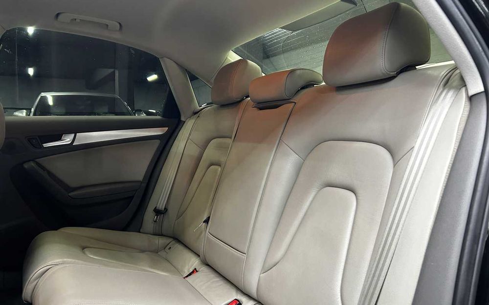 Audi A4 2011